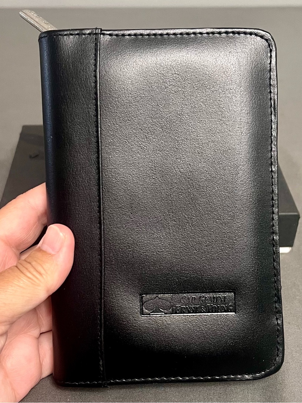 NIB Leed’s Millennium Leather Travel Wallet Black 4.25x6.5” Classic